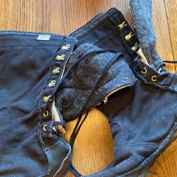 Eco friendly Toetally Simple Brand boot Black lace up boot rare, unique - Picture 3 of 8